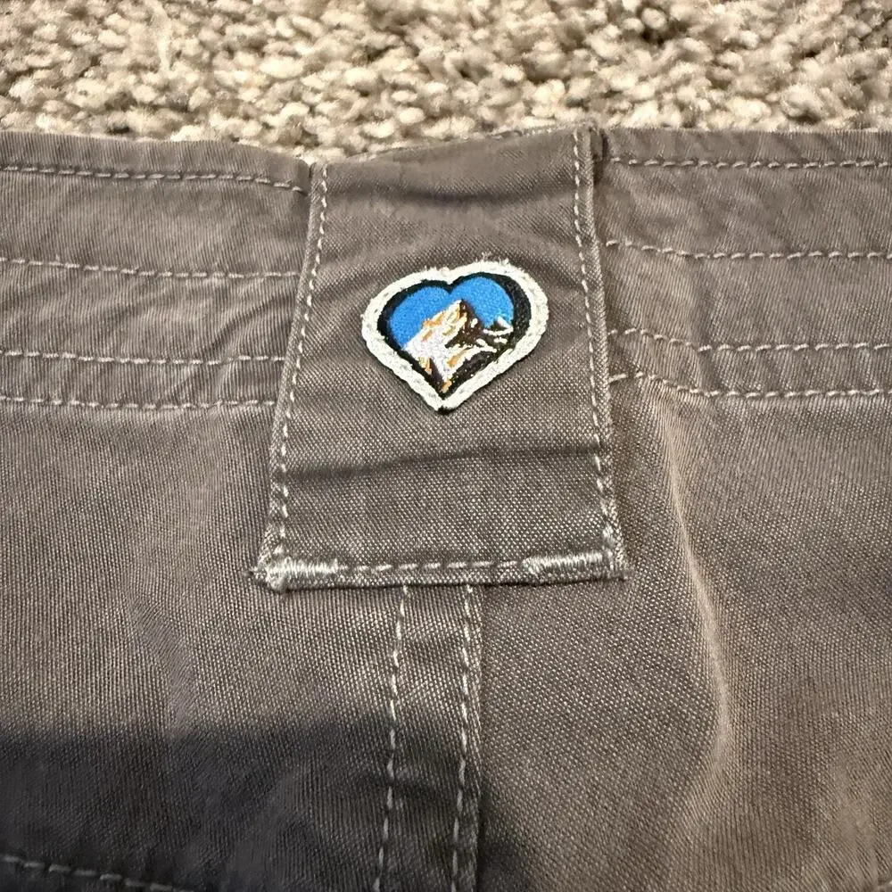Kuhl Cargo Shorts Womens Size 4 Gray Vintage Patina Dye 11